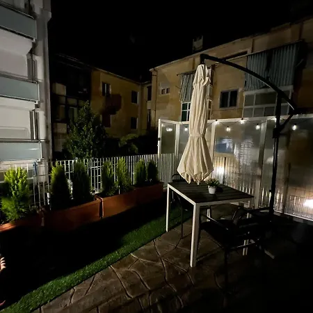 Silenzioso Loft A Due Passi Dal Viale Apartment *