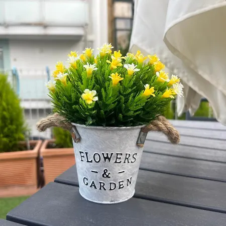 Silenzioso Loft A Due Passi Dal Viale شقة